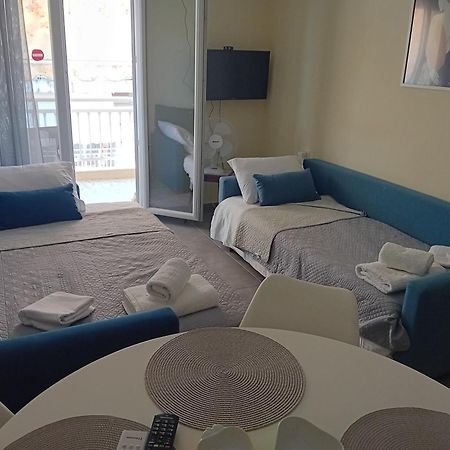 Sea Apartamento Néa Péramos Exterior foto